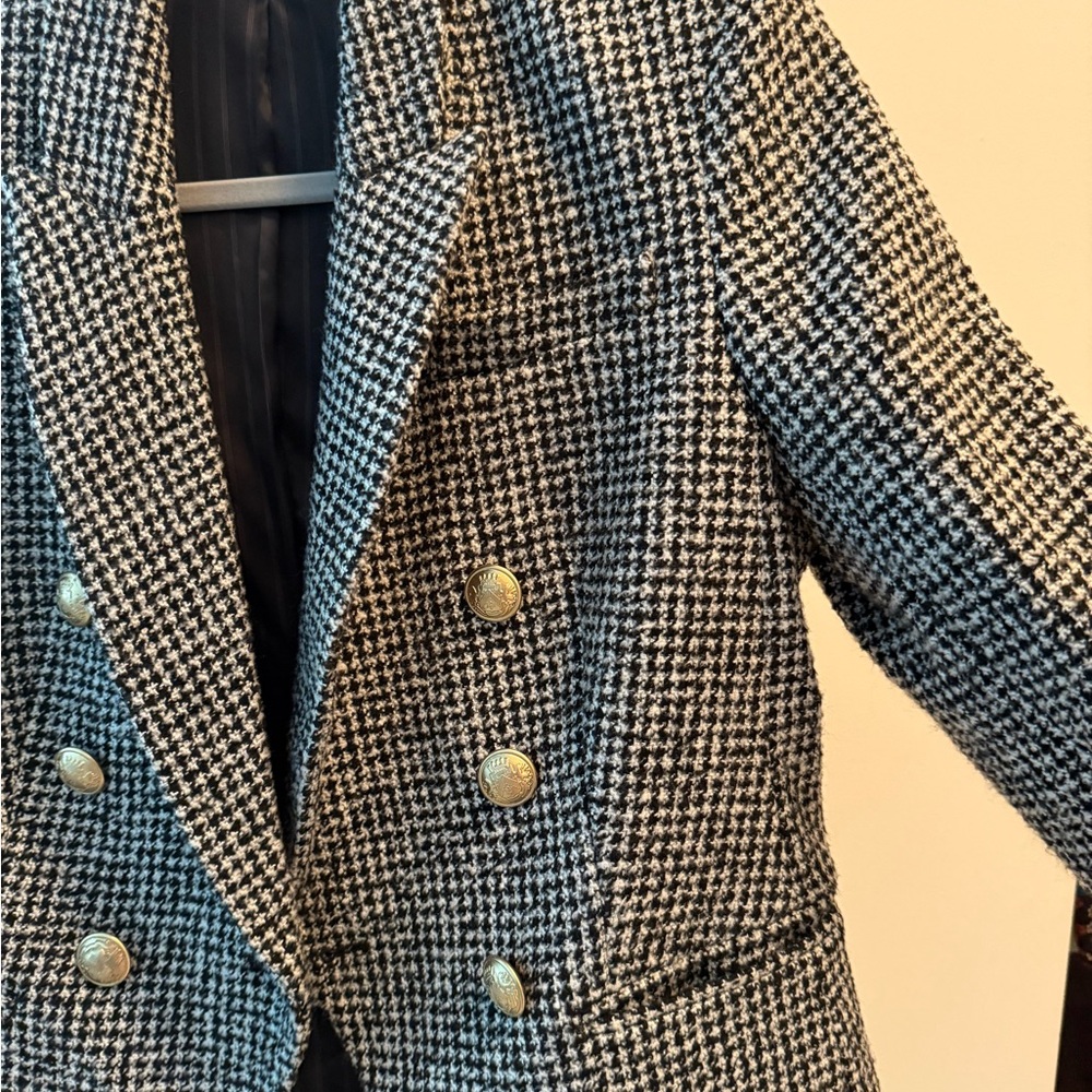 Stylish Black and White Houndstooth Blazer